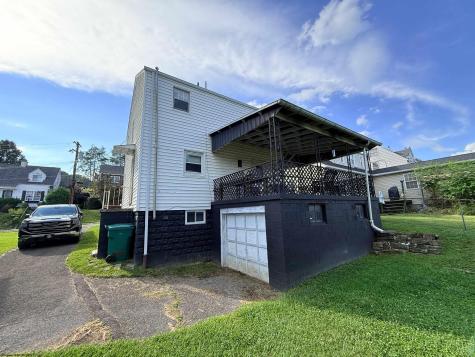 607 Joseph Street Clarksburg WV 26301