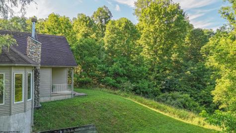 161 Cleer Road Bridgeport WV 26330