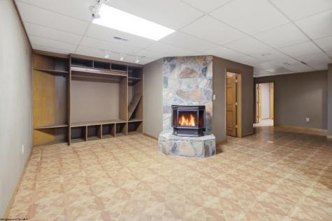 161 Cleer Road Bridgeport WV 26330