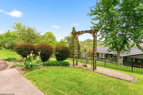 2 Ridge Place Morgantown WV 26505