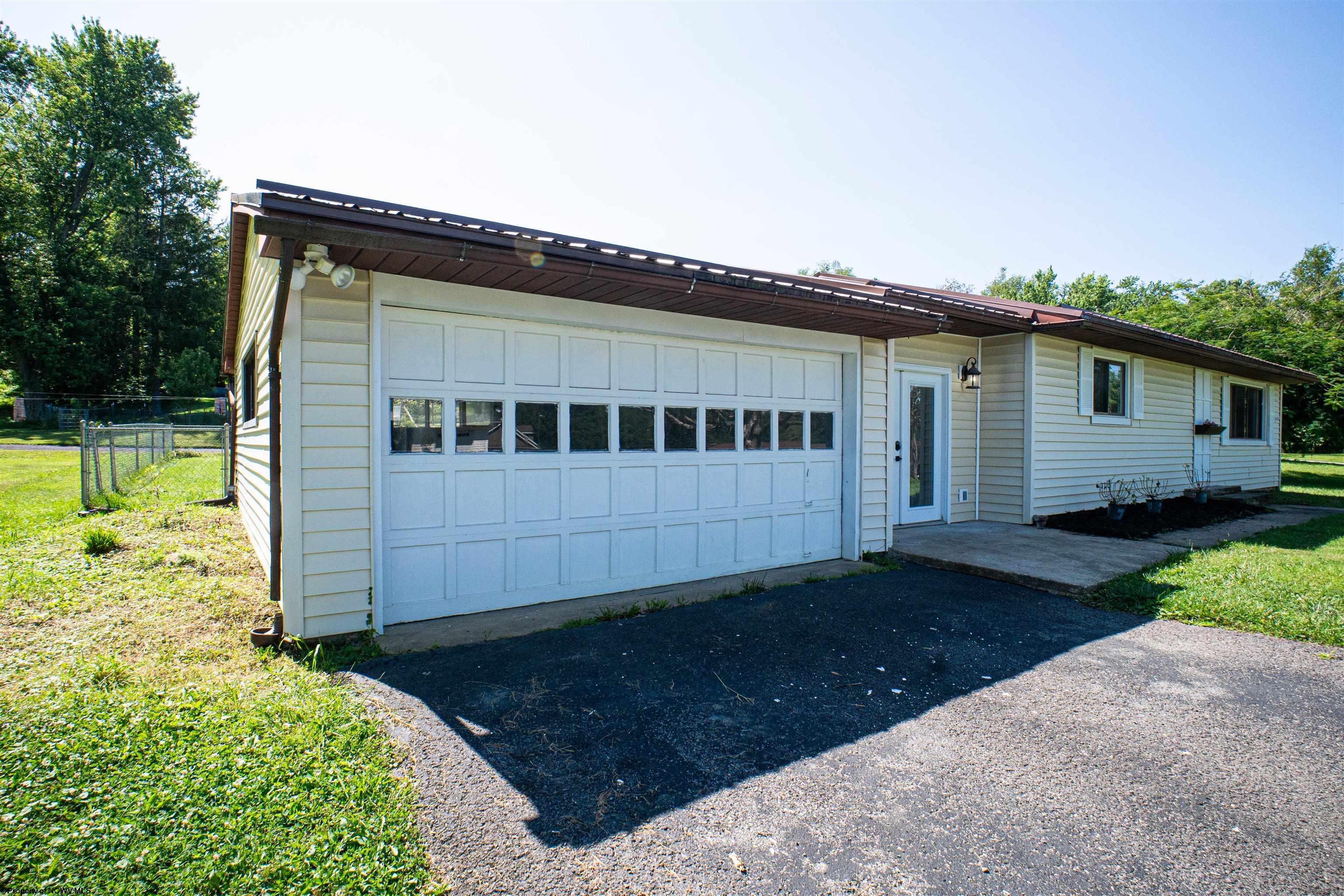 1617 Russell Court Fairmont WV 26554