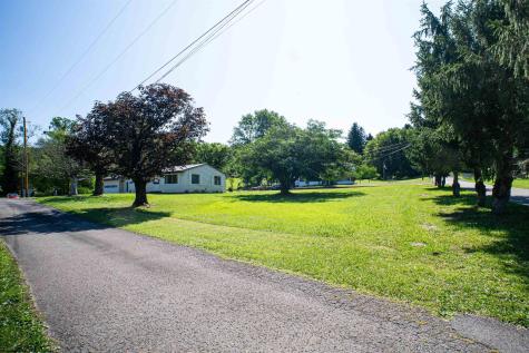 1617 Russell Court Fairmont WV 26554