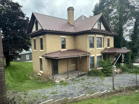 124 E Main Street Kingwood WV 26537