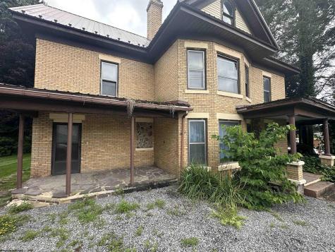 124 E Main Street Kingwood WV 26537