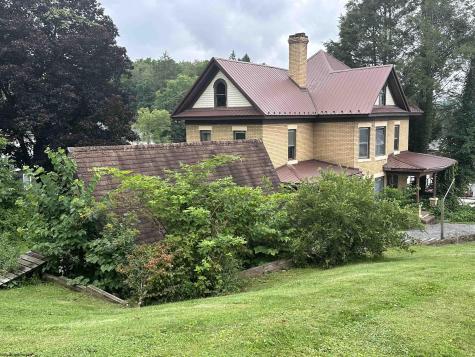 124 E Main Street Kingwood WV 26537
