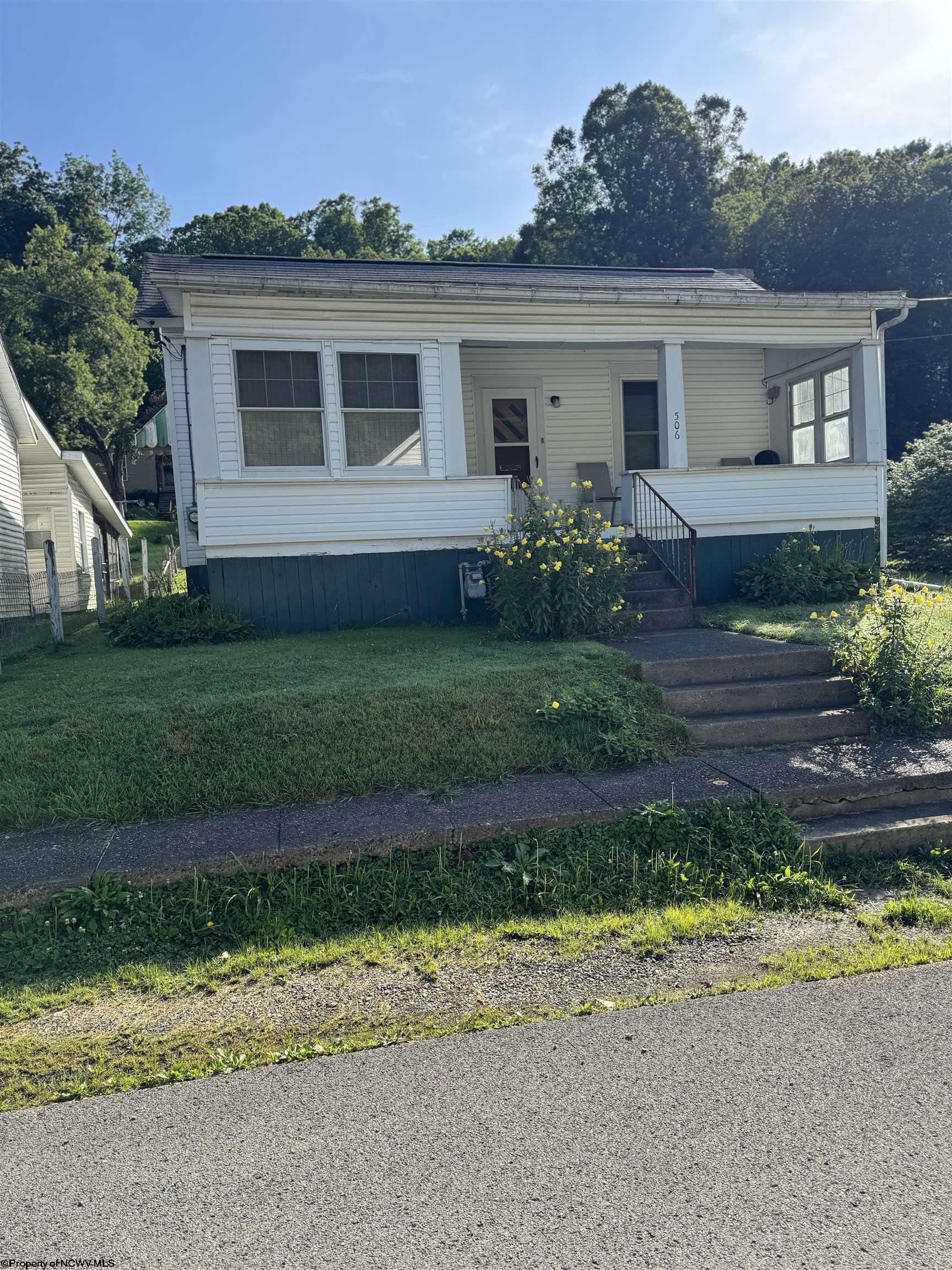 506 Broad Street Weston WV 26452