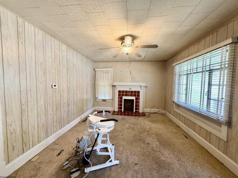 107 Elm Drive Fairmont WV 26554