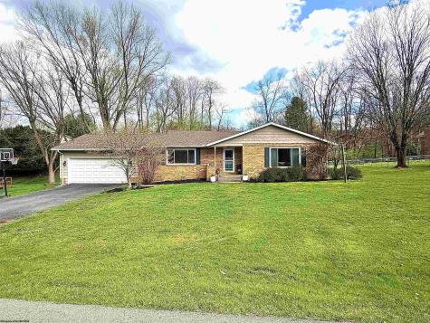 15 Meadow Brooke Drive Morgantown WV 26508