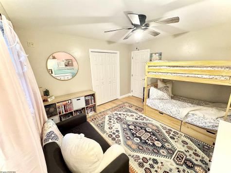 15 Meadow Brooke Drive Morgantown WV 26508