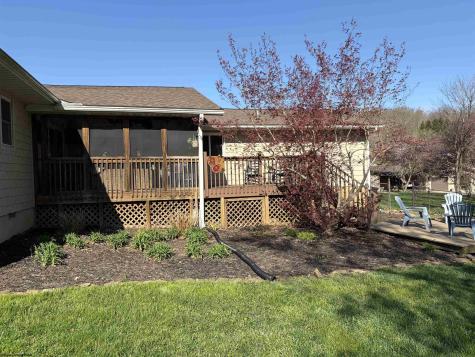 15 Meadow Brooke Drive Morgantown WV 26508