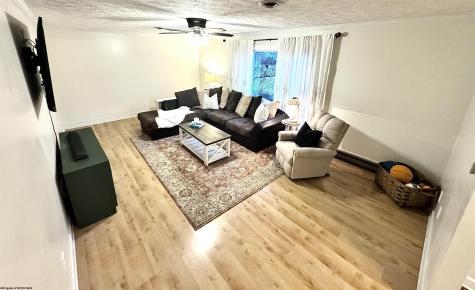 15 Meadow Brooke Drive Morgantown WV 26508