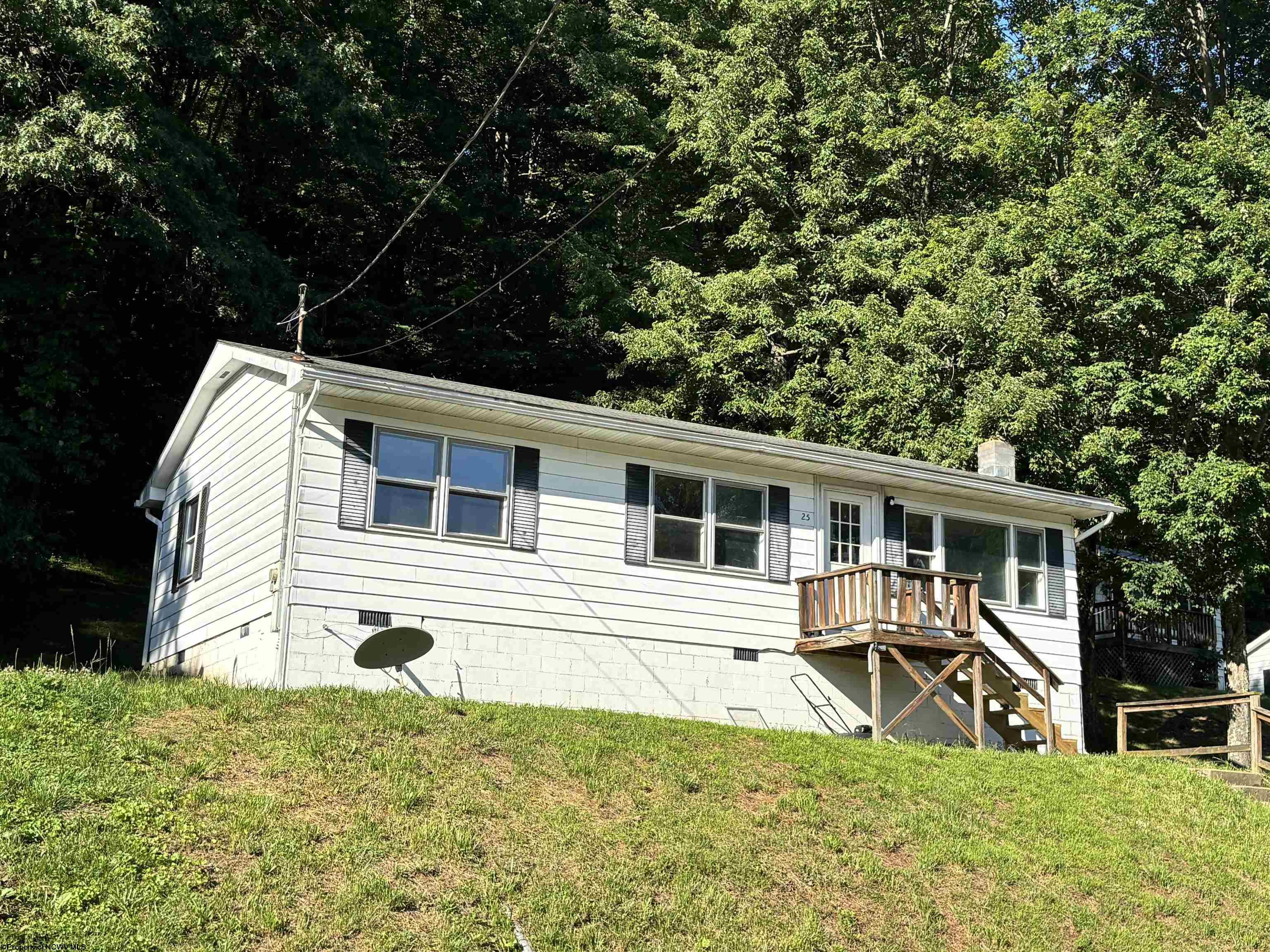 92 Anglin Run Drive Philippi WV 26416