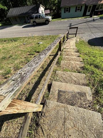 92 Anglin Run Drive Philippi WV 26416