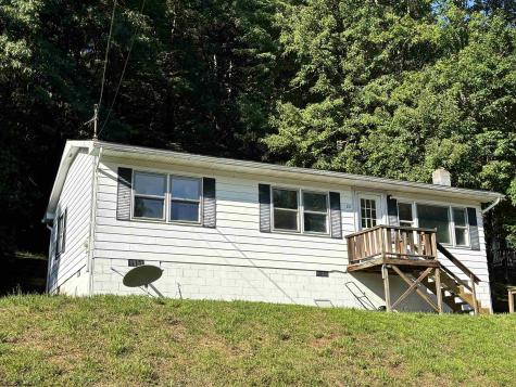 92 Anglin Run Drive Philippi WV 26416