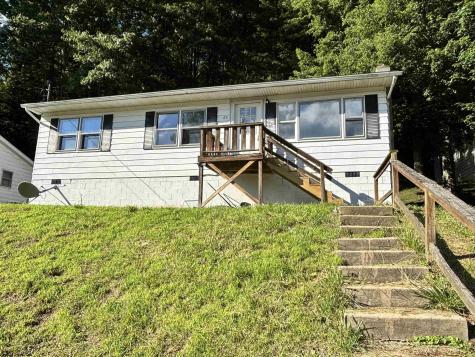 92 Anglin Run Drive Philippi WV 26416