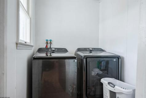 124 N Chestnut Street Clarksburg WV 26301