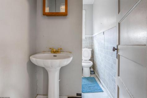 124 N Chestnut Street Clarksburg WV 26301