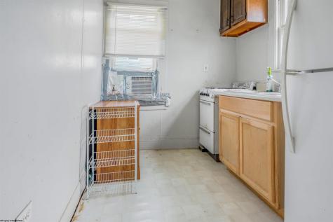 124 N Chestnut Street Clarksburg WV 26301