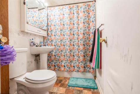 124 N Chestnut Street Clarksburg WV 26301