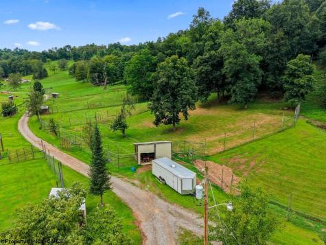 421 Buckeye Road Horner WV 26372