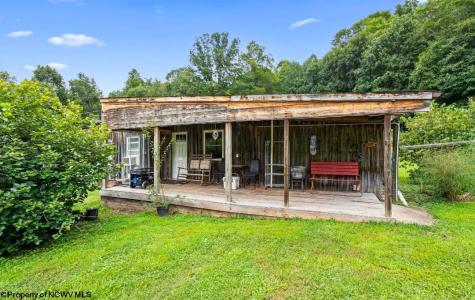 421 Buckeye Road Horner WV 26372