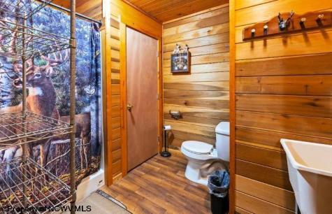 421 Buckeye Road Horner WV 26372