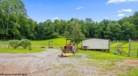 421 Buckeye Road Horner WV 26372