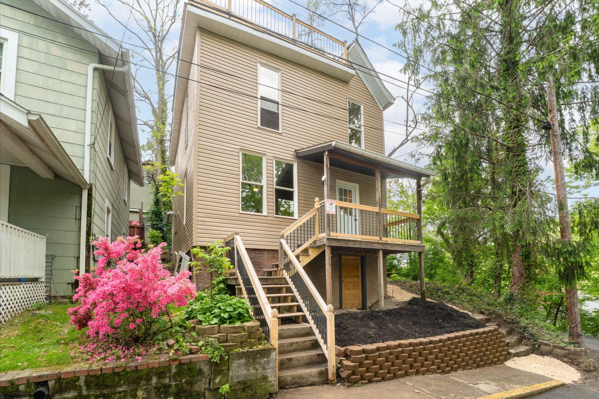 44 Edgehill Street Morgantown WV 26501
