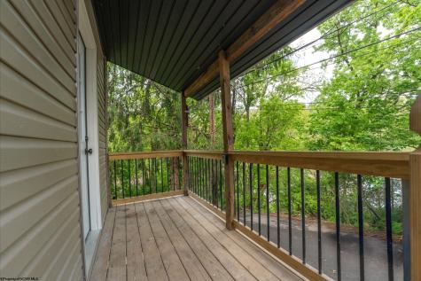 44 Edgehill Street Morgantown WV 26501
