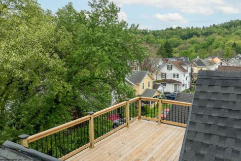 44 Edgehill Street Morgantown WV 26501