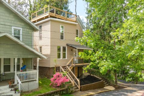 44 Edgehill Street Morgantown WV 26501