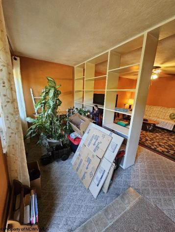 374 Limestone Road Clarksburg WV 26301