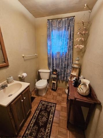 374 Limestone Road Clarksburg WV 26301