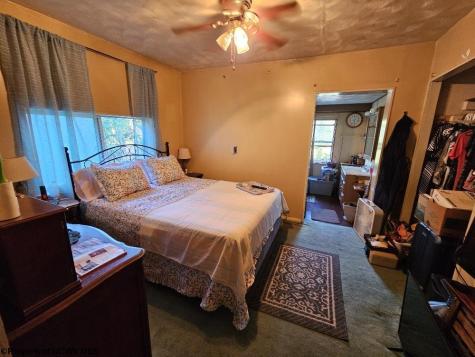 374 Limestone Road Clarksburg WV 26301