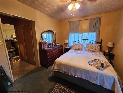374 Limestone Road Clarksburg WV 26301