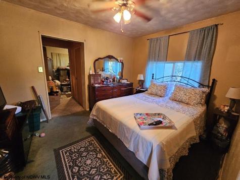 374 Limestone Road Clarksburg WV 26301