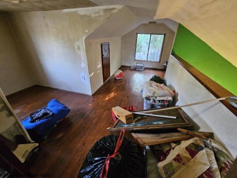 374 Limestone Road Clarksburg WV 26301