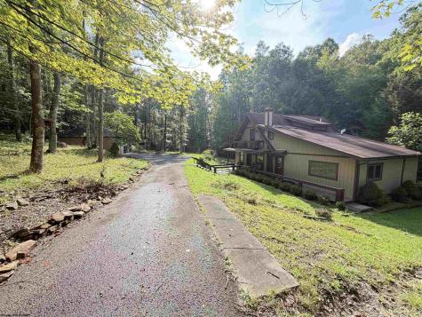 3940 Buckhannon Pike Coalton WV 26257