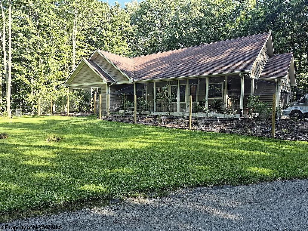 464 Maple Avenue Davis WV 26260-0000