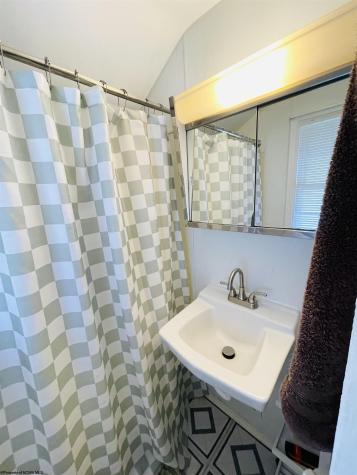 3 Hess Court Fairmont WV 26554