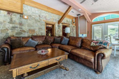 463 Slab Camp Road Independence WV 26374