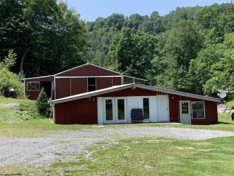 463 Slab Camp Road Independence WV 26374