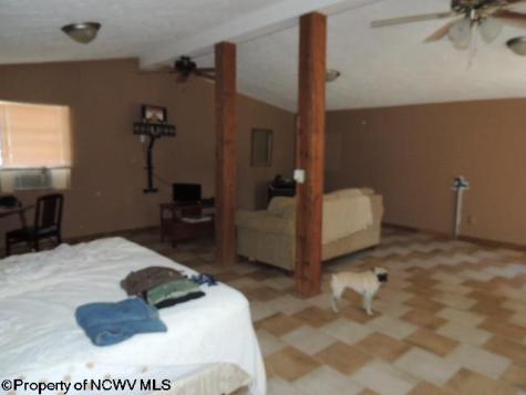 463 Slab Camp Road Independence WV 26374