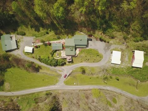 463 Slab Camp Road Independence WV 26374