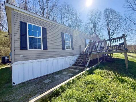 1289 Turner Road Grafton WV 26354