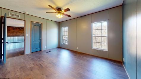 1289 Turner Road Grafton WV 26354