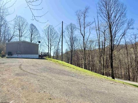 1289 Turner Road Grafton WV 26354