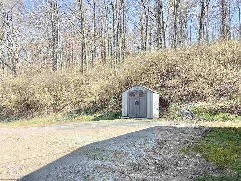 1289 Turner Road Grafton WV 26354