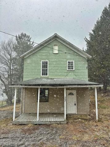 207 Willard Street Terra Alta WV 26764