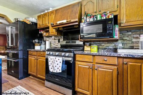 650 Sam Cavins Road West Union WV 26456